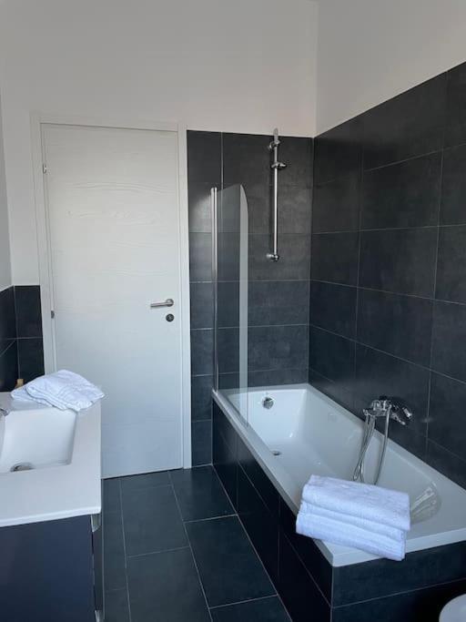 Apartamento Milano A *